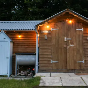 2 Bed Pod Cabin-Sleeps 2-Pets-Garden-Mtn View