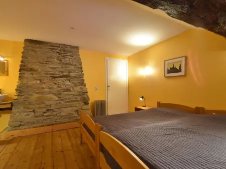 Rustic Vacation Home, Baneux