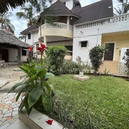 Diani Dream House - 4 Bedroom
