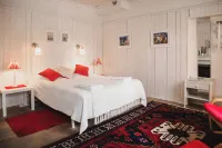 Gårdshotell Klockargården Các khách sạn ở Osthammar
