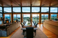 Mt Gold Retreat - Tennis Court - Hot Tub