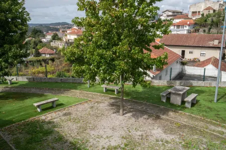 Casas da Petisqueira 61 - Paredes-Oporto