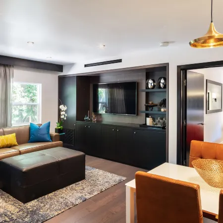 Sunset Marquis Hotel Отели рядом с достопримечательностью «Улица Сансет-стрип»