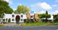 Brit Hotel Caen Hérouville Hotel a Epron
