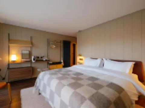 ลาซบี้ แมเนอร์ รีสอร์ทและสปา โรงแรมในGrimsby