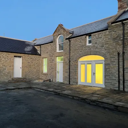 Grainbank Mews
