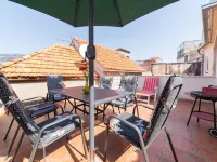 Seafront Villa with Furnished Sun Terrace, Close to the Beach - Villas