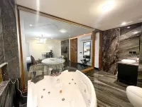 Hotel Crown Inn Hotels in Karachi