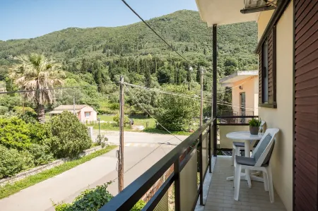 The Springfield Corner Apartments by Konnect Отели в г. Agios Georgios