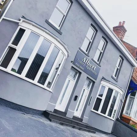 Albert Luxury Hottub & Jacuzzi Apartments
