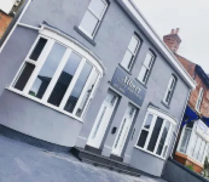 알버트 럭셔리 호터 & 자쿠지 아파트먼트