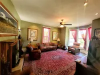 Historic Western Oasis w/AC & Parklike Backyard Hotel a Las Animas County