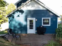 Cozy house with lake view near Marquette Hotels in Ishpeming