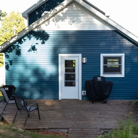 Cozy house with lake view near Marquette Отели в г. Ишпеминг
