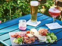 Greet  Hotel Versailles - Voisins le Bretonneux Hotels in Montigny-le-Bretonneux