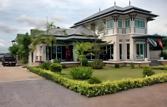 海濱藍色小屋酒店