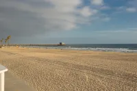 Spacious Home with Gourmet Kitchen and Patio - Stunning Oceanfront Escape