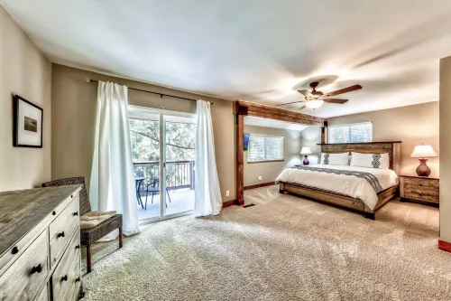 Hot Tub, Gourmet Kitchen and Expansive Decks - Serene Retreat Hotel di El Dorado County
