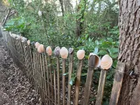 Spacious Deck and Unique Fun Activities - Inviting Coastal Retreat 파인 놀 쇼어스 주변 호텔