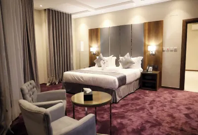 Golden Season Hotel - AR Rass Hotels near صحارى مول