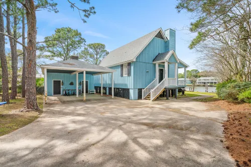 Bayfront Home with Ample Outdoor Seating - Charming Coastal Retreat