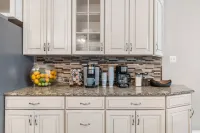 Indoor Theatre and Artificial Turf Oasis - Stylish Retreat