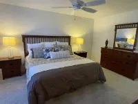 Lanai and Patio Dining - Charming Stylish Getaway