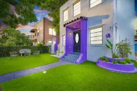 Spacious Retreat Near Calle Ocho - Vibrant Tropical Haven