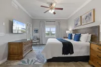 Resort Oasis with Private Amenities and Family Comfort - Elegant Retreat Hotels in Four Corners