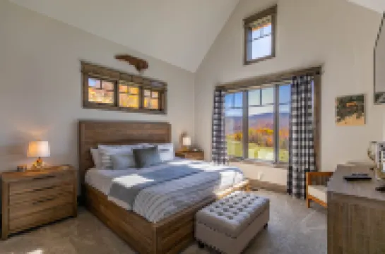 Expansive Views and Cozy Outdoor Firepit - Stunning Mountain Haven