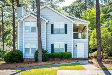 Balcony and Fast Wifi for Relaxation - Charming Cozy Escape