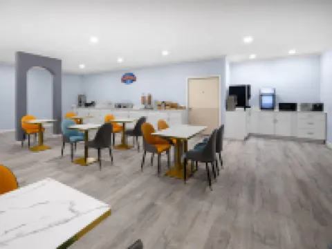 トラベロッジ バイ ウィンダム ソールズベリー MD ソールズベリーのホテル