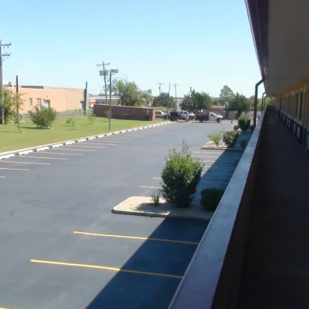 Motel 6 Oklahoma City, OK - Frontier City