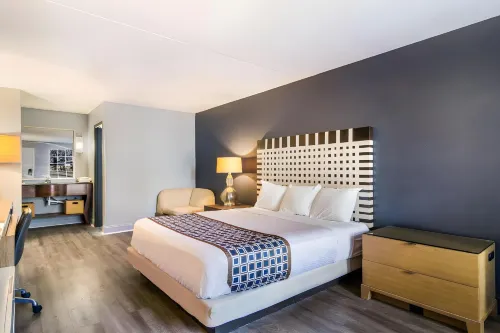 Suburban Studios Brunswick I-95 Hotels in Dock Junction