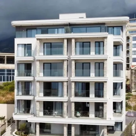 Two Bedroom Apartment with Sea View Jake