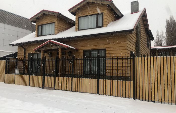 Magellanicus Rustic Suites