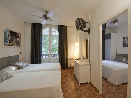 巴塞隆拿小旅館