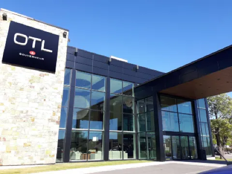 Otl Gouverneur Sherbrooke Hotels in 