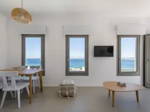 Kymo Luxury Suites Paros