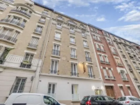 Paris Hotel Hotels in Clichy