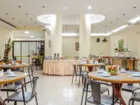Daher Center Hotel Hoteles cerca de Museo Catavento