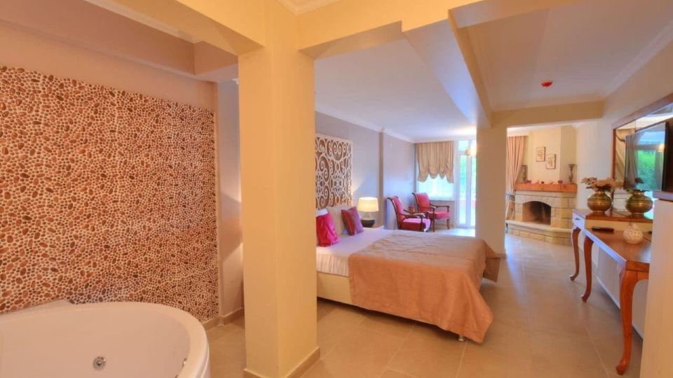 Sweet Home River Hotel