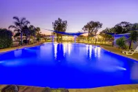 Yarrawonga Mulwala Holiday Park - Pools