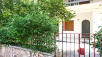 A Happy Stay at Edem Beach by Athenian Homes - Parking