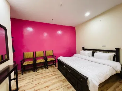 Rosewood Lodges Hotels in Changla Gali