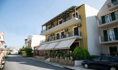 Petania Hotel & Apartments - 2 stjerner