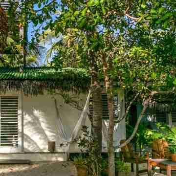 Muita Paz Hotel Exterior