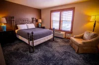 Nuk's Executive Suites Hotel di De Pere