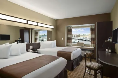 Microtel Inn & Suites by Wyndham Fairmont
