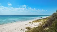 Classic Beach Home with Heated Private Pool - Sleeps 9 - Wifi